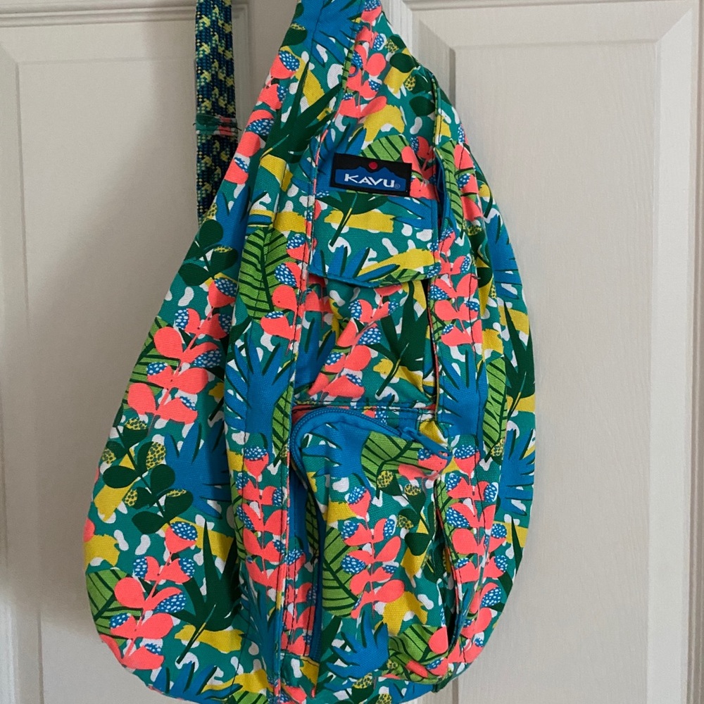 NEW LISTING!! NWOT Kavu Backpack